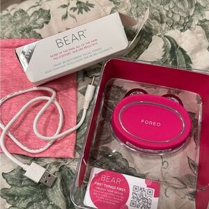 FOREO Bear in Hot Pink with Silver Accents
